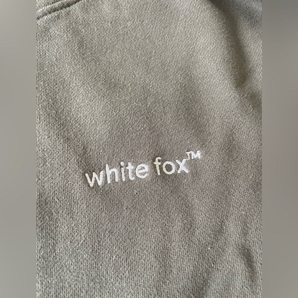 White fox dark gray hoodie - S/M - Picture 2 of 5